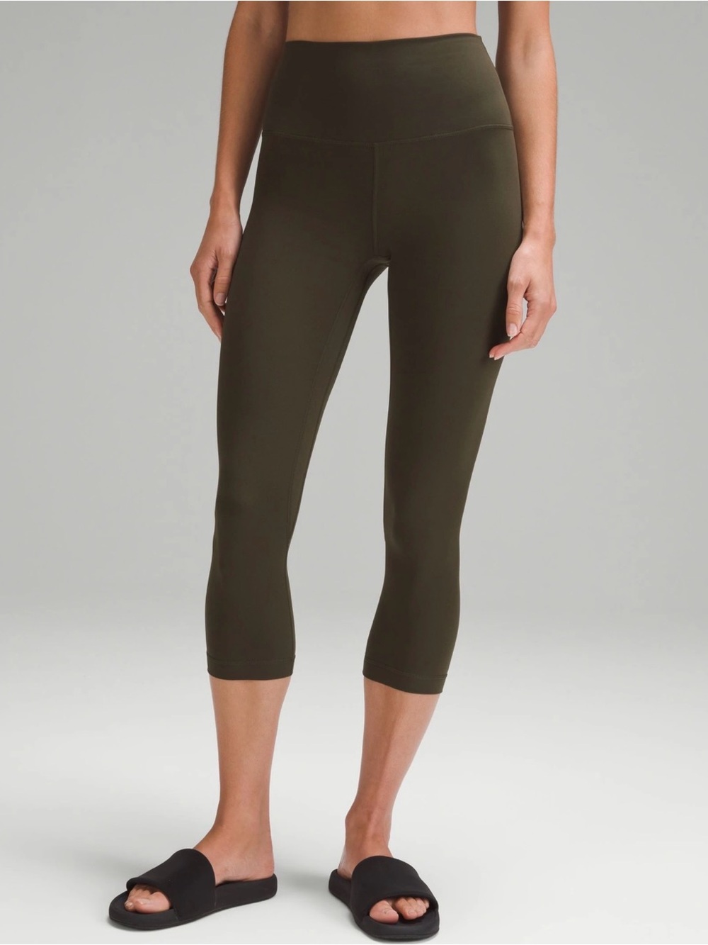 Lululemon Align High-Rise Capri Leggings in Olive Green Size 6